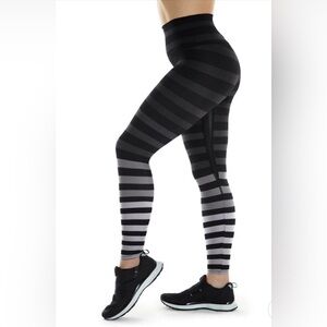 K-DEER Striped High Rise Leggings Black Gray Made in USA Size S